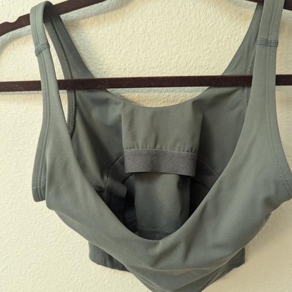 Crop Top with Built in Bra - Picture 3 of 4